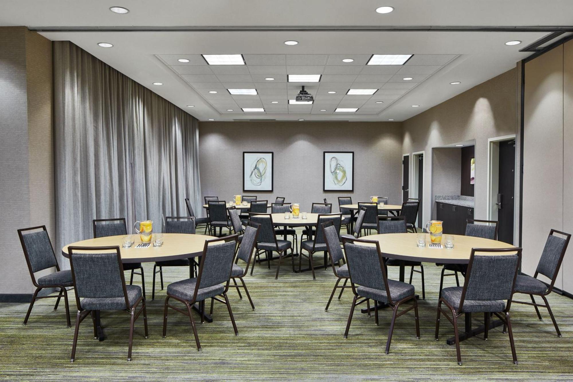 Courtyard By Marriott Atlanta Lithia Springs Hotel Exterior photo